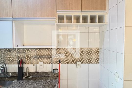 Cozinha de apartamento para alugar com 3 quartos, 78m² em Campestre, Santo André