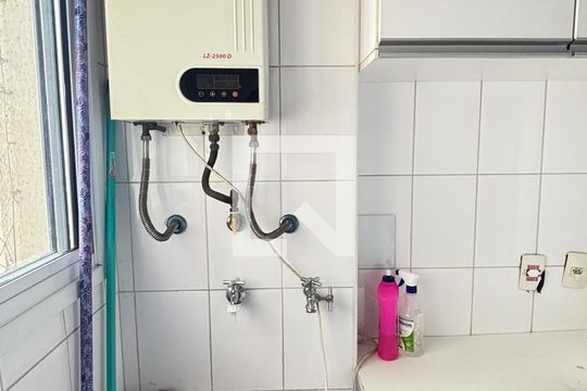 Área de Serviço de apartamento para alugar com 3 quartos, 78m² em Campestre, Santo André