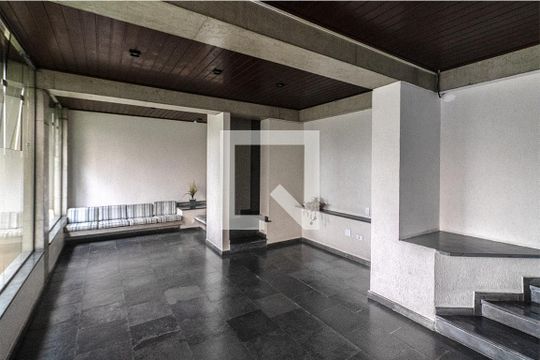 Hall de apartamento à venda com 2 quartos, 65m² em Jardim Santa Emilia, São Paulo