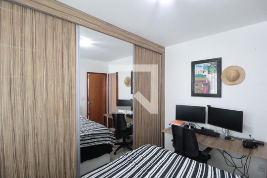 Suite de apartamento à venda com 3 quartos, 90m² em Serrano, Belo Horizonte