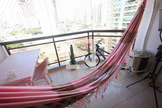 Varanda de apartamento para alugar com 3 quartos, 100m² em Setor Bueno, Goiânia