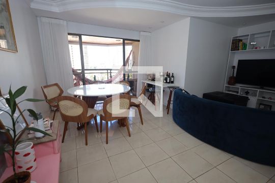 Apartamento para alugar com 3 quartos, 100m² em Setor Bueno, Goiânia