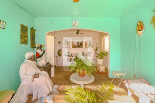 Sala  de casa à venda com 3 quartos, 170m² em Vila Jardim, Porto Alegre