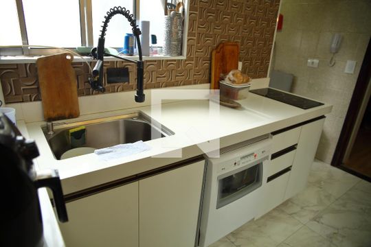 Cozinha de apartamento à venda com 2 quartos, 106m² em Vila Olga, São Bernardo do Campo