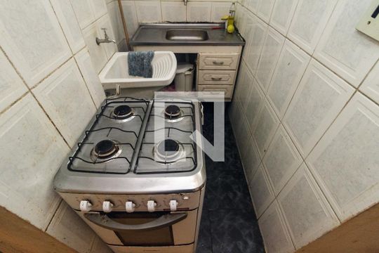 Cozinha de kitnet/studio à venda com 1 quarto, 37m² em Santa Cecilia, São Paulo