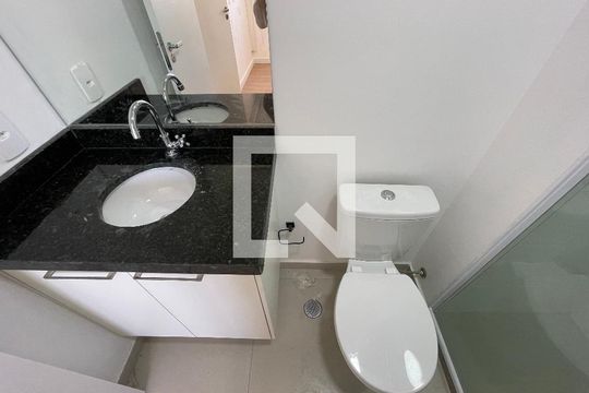 Banheiro da Suíte de apartamento para alugar com 1 quarto, 25m² em Vila Lageado, São Paulo