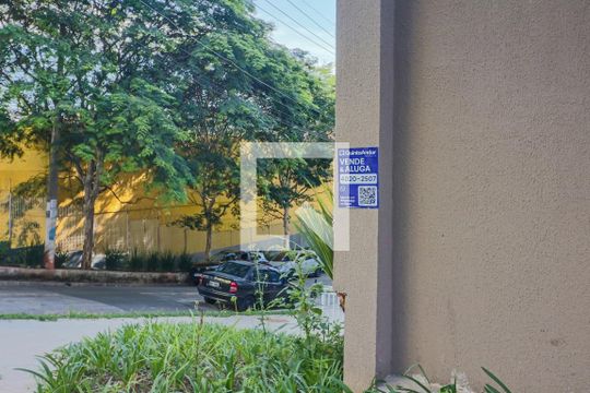 Fachada de apartamento para alugar com 1 quarto, 25m² em Vila Lageado, São Paulo