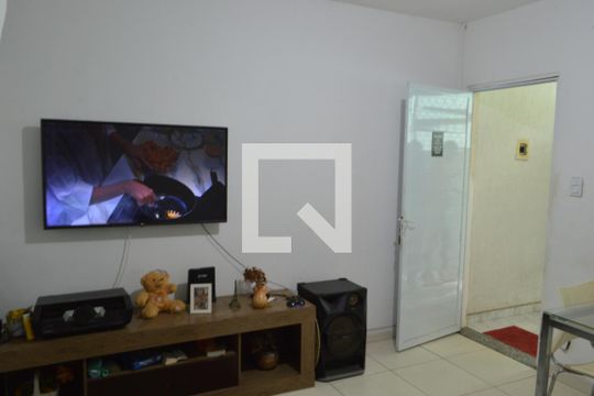 Sala de casa à venda com 3 quartos, 103m² em Taquara, Rio de Janeiro
