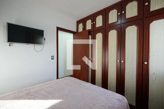 Quarto 1 de apartamento à venda com 2 quartos, 157m² em Cambuci, São Paulo