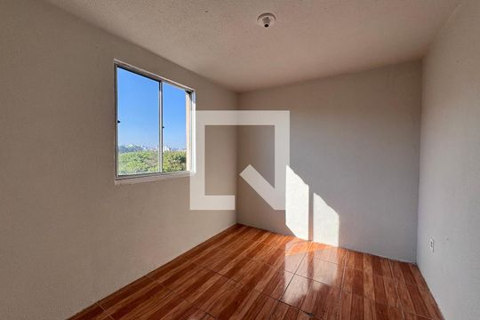 Quarto 1 de apartamento para alugar com 2 quartos, 43m² em São Miguel, São Leopoldo