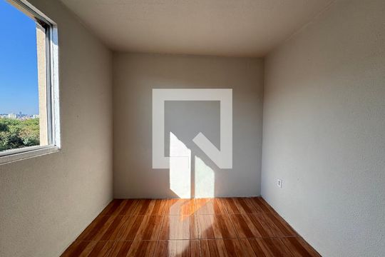 Quarto 1 de apartamento para alugar com 2 quartos, 43m² em São Miguel, São Leopoldo