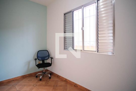 Quarto 1 de casa à venda com 5 quartos, 190m² em Vila Franci, São Paulo