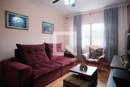 Sala de casa à venda com 5 quartos, 190m² em Vila Franci, São Paulo