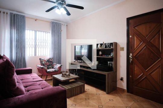 Casa à venda com 5 quartos, 190m² em Vila Franci, São Paulo