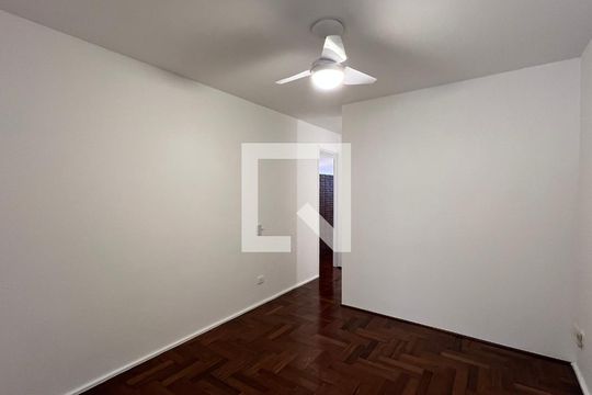 Quarto de Serviço de apartamento à venda com 3 quartos, 225m² em Cerqueira César, São Paulo