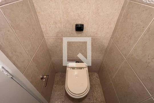 Banheiro 1 de apartamento à venda com 3 quartos, 225m² em Cerqueira César, São Paulo