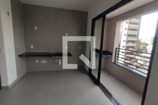 Cozinha de apartamento para alugar com 1 quarto, 45m² em Saraiva, Uberlândia