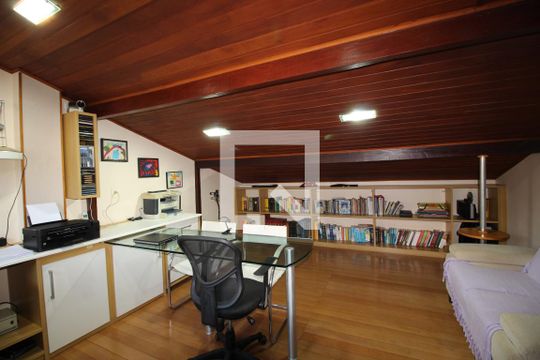 Sótão de casa de condomínio à venda com 4 quartos, 390m² em Anil, Rio de Janeiro