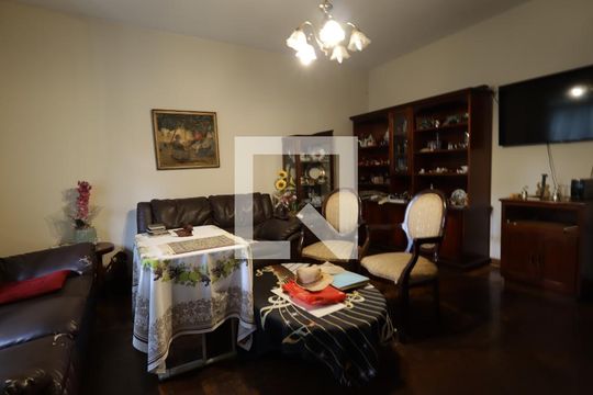 Sala de casa à venda com 3 quartos, 177m² em Jardim Dona Sinha, São Paulo