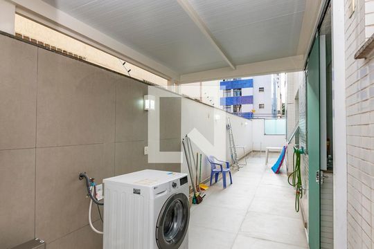 Área de Serviço de apartamento à venda com 3 quartos, 180m² em Coração Eucarístico, Belo Horizonte