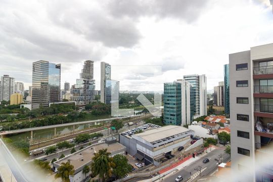 Vista/Varanda de kitnet/studio à venda com 1 quarto, 26m² em Pinheiros, São Paulo