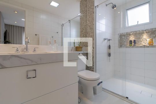 Banheiro da Suíte 1 de apartamento à venda com 2 quartos, 110m² em Vila Augusta, Guarulhos