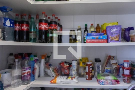 Despensa de apartamento à venda com 2 quartos, 110m² em Vila Augusta, Guarulhos