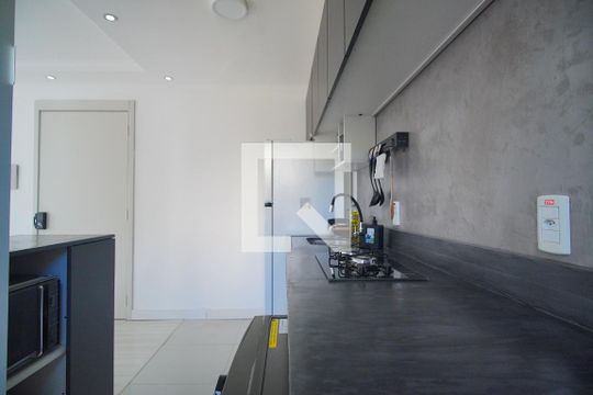 Cozinha de apartamento à venda com 2 quartos, 44m² em Morro Santana, Porto Alegre
