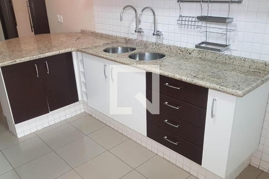 Cozinha de casa para alugar com 3 quartos, 250m² em Jardim da Fonte, Jundiaí