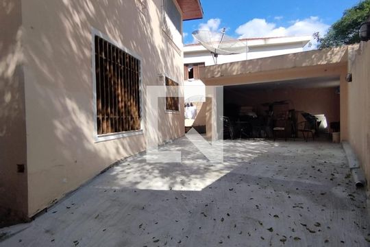 Área comum de casa para alugar com 5 quartos, 350m² em Aclimação, São Paulo