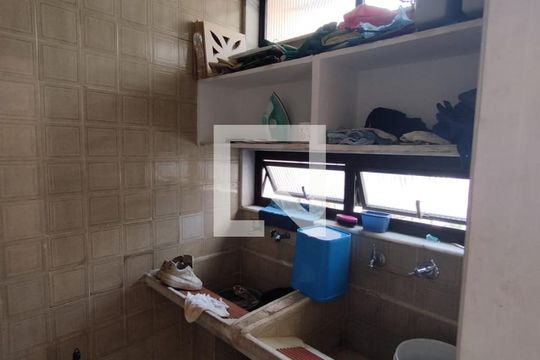 Área de Serviço de casa para alugar com 5 quartos, 350m² em Aclimação, São Paulo