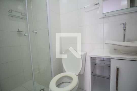 Banheiro de apartamento para alugar com 1 quarto, 24m² em Vila Nova das Belezas, São Paulo