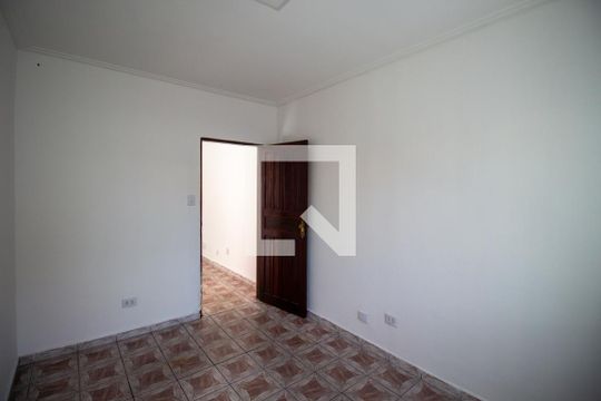 Quarto de casa para alugar com 1 quarto, 45m² em Vila Doutor Eiras, São Paulo