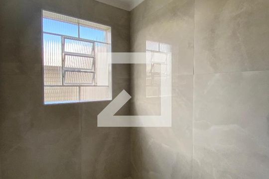 Banheiro 2 de casa à venda com 3 quartos, 150m² em Jardim Dourado, Guarulhos