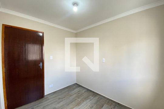 Quarto 3 de casa à venda com 3 quartos, 150m² em Jardim Dourado, Guarulhos