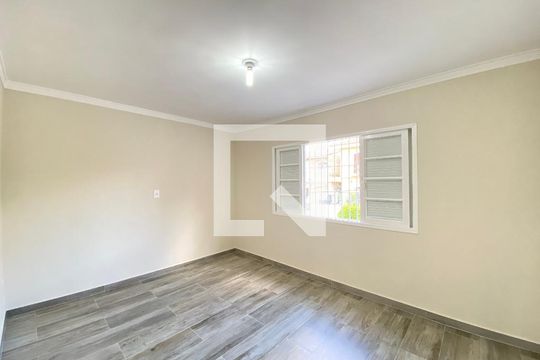 Quarto 1 de casa à venda com 3 quartos, 150m² em Jardim Dourado, Guarulhos
