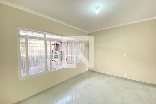Sala de casa à venda com 3 quartos, 150m² em Jardim Dourado, Guarulhos