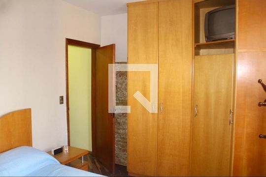 Quarto 1 de casa à venda com 3 quartos, 170m² em Vila Prudente, São Paulo