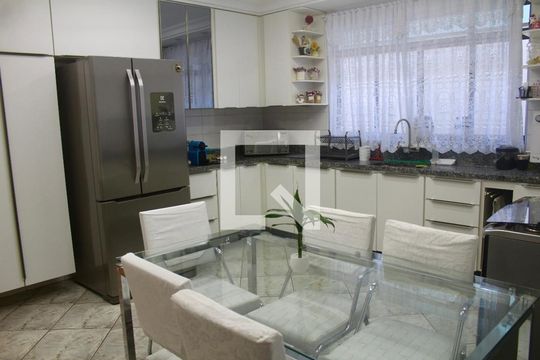 Cozinha de casa à venda com 3 quartos, 170m² em Vila Prudente, São Paulo