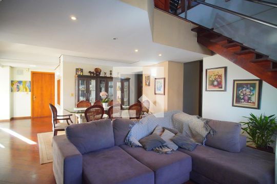 Sala 1 de apartamento à venda com 3 quartos, 458m² em Centro, Novo Hamburgo