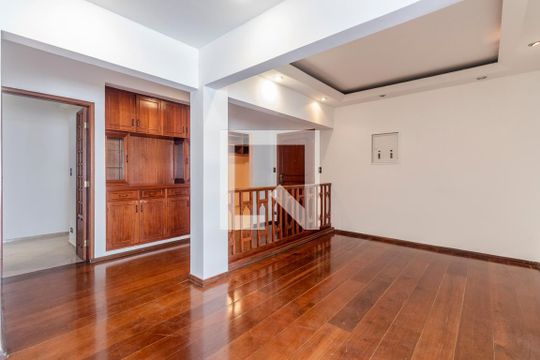 Sala de apartamento para alugar com 3 quartos, 182m² em Paraíso, São Paulo