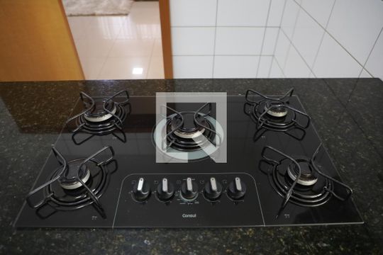 Cozinha de apartamento para alugar com 2 quartos, 82m² em Nova Suiça, Goiânia