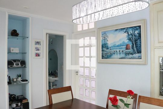 Sala de jantar de casa à venda com 4 quartos, 158m² em Vila Campo Grande, São Paulo