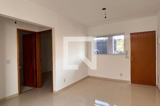 Cozinha de apartamento à venda com 2 quartos, 40m² em Jaguará, São Paulo