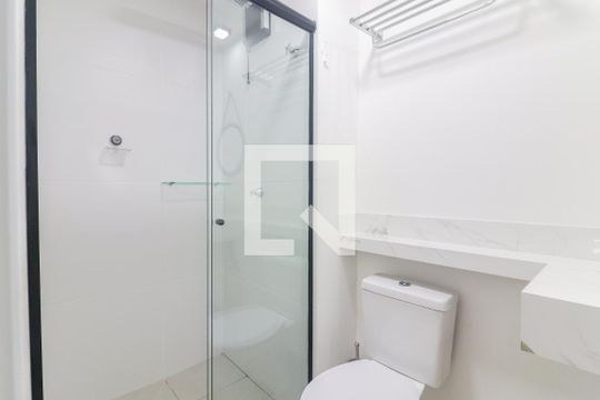 Banheiro de apartamento à venda com 1 quarto, 29m² em Vila Butantã, São Paulo