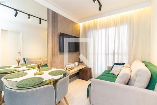 Apartamento para alugar com 2 quartos, 36m² em Itaquera, São Paulo