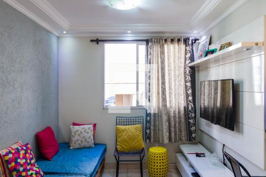 Sala de apartamento para alugar com 2 quartos, 45m² em Jardim Paris, São Paulo
