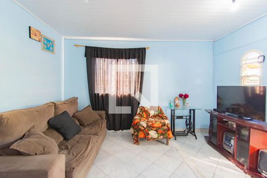 Casa à venda com 7 quartos, 330m² em Estância Velha, Canoas