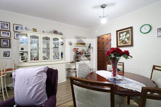 Sala 1 de casa à venda com 4 quartos, 328m² em Vila Ipojuca, São Paulo
