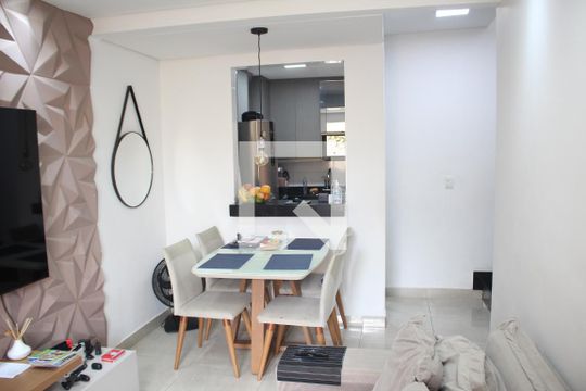 Sala de casa à venda com 3 quartos, 110m² em Riacho das Pedras, Contagem